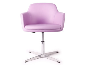 Спицевое кресло с подлокотниками