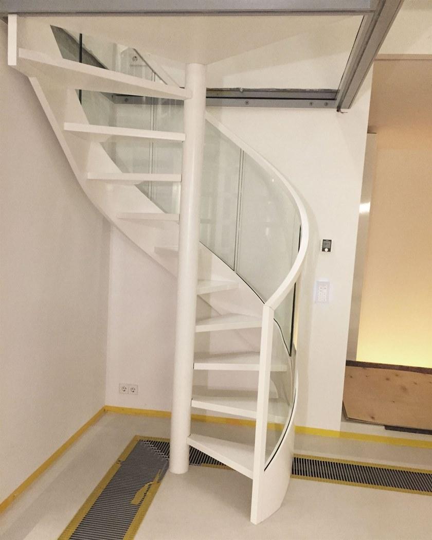 Siller Treppen Винтовая лестница из дерева и стекла sun-id-1403830 - Вид №2