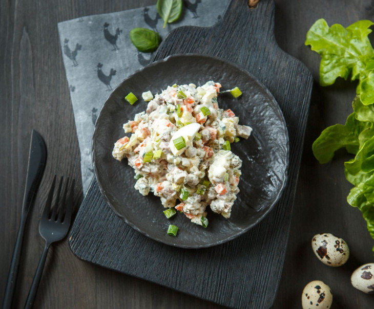 7903 Салат "Столичный" с говяжьим языком Вкусляндия 