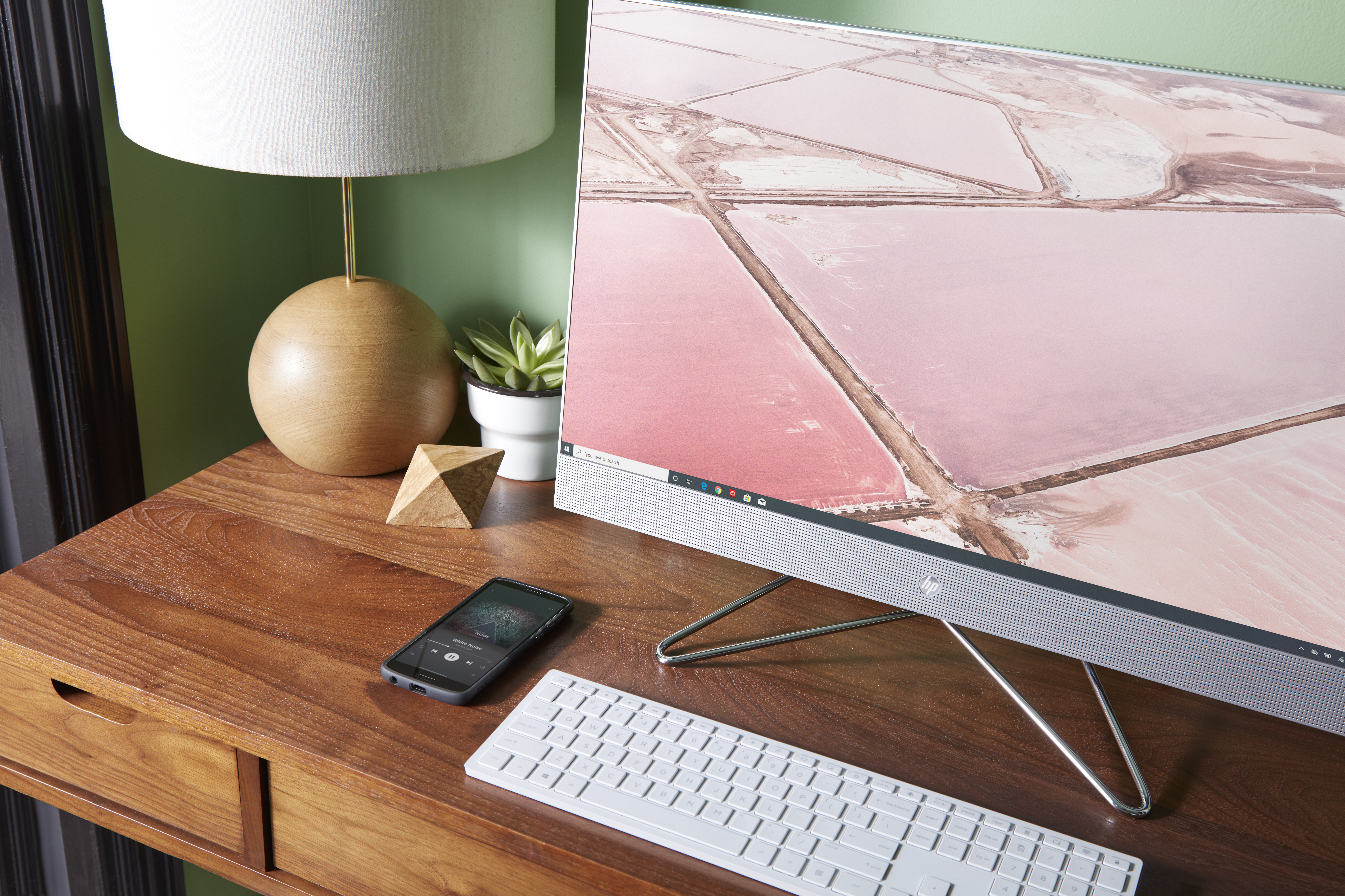 14Q50EA#ACB 27-dp0017ur aio 27"(1920x1080)/amd ryzen 3 4300u(2.7ghz)/4096mb/256ssdgb/nodvd/int:amd intergrated graphics /cam/wifi/war 1y/natural silver/w10 + usb kbd, usb mouse HP Santreyd  - Вид №9