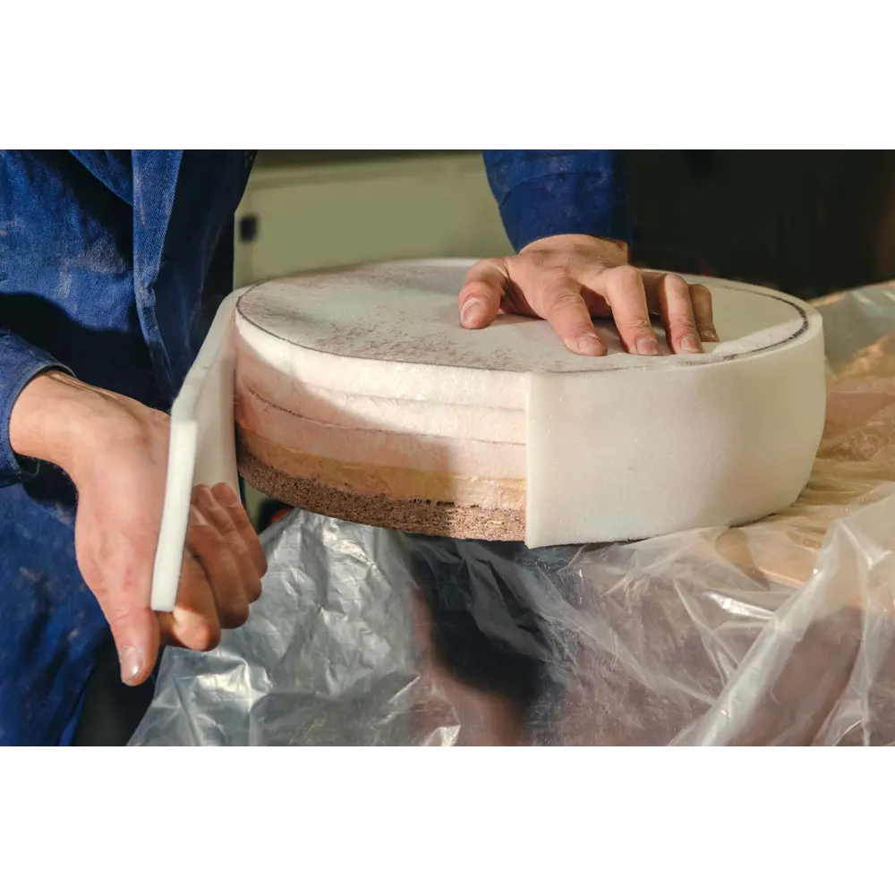 Контактный клей РОГНЕДА для поролона и сложных поверхностей 0.75 л 81945356 STLM-0014356 - Вид №2