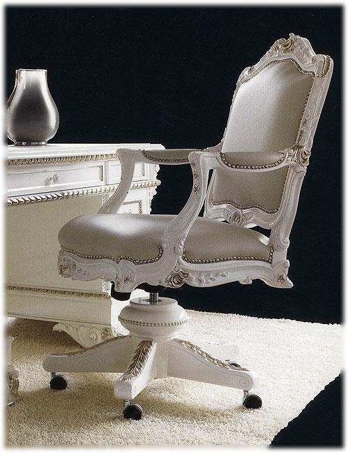 Кресло руководителя  CANTALUPPI Michelangelo poltrona girevole