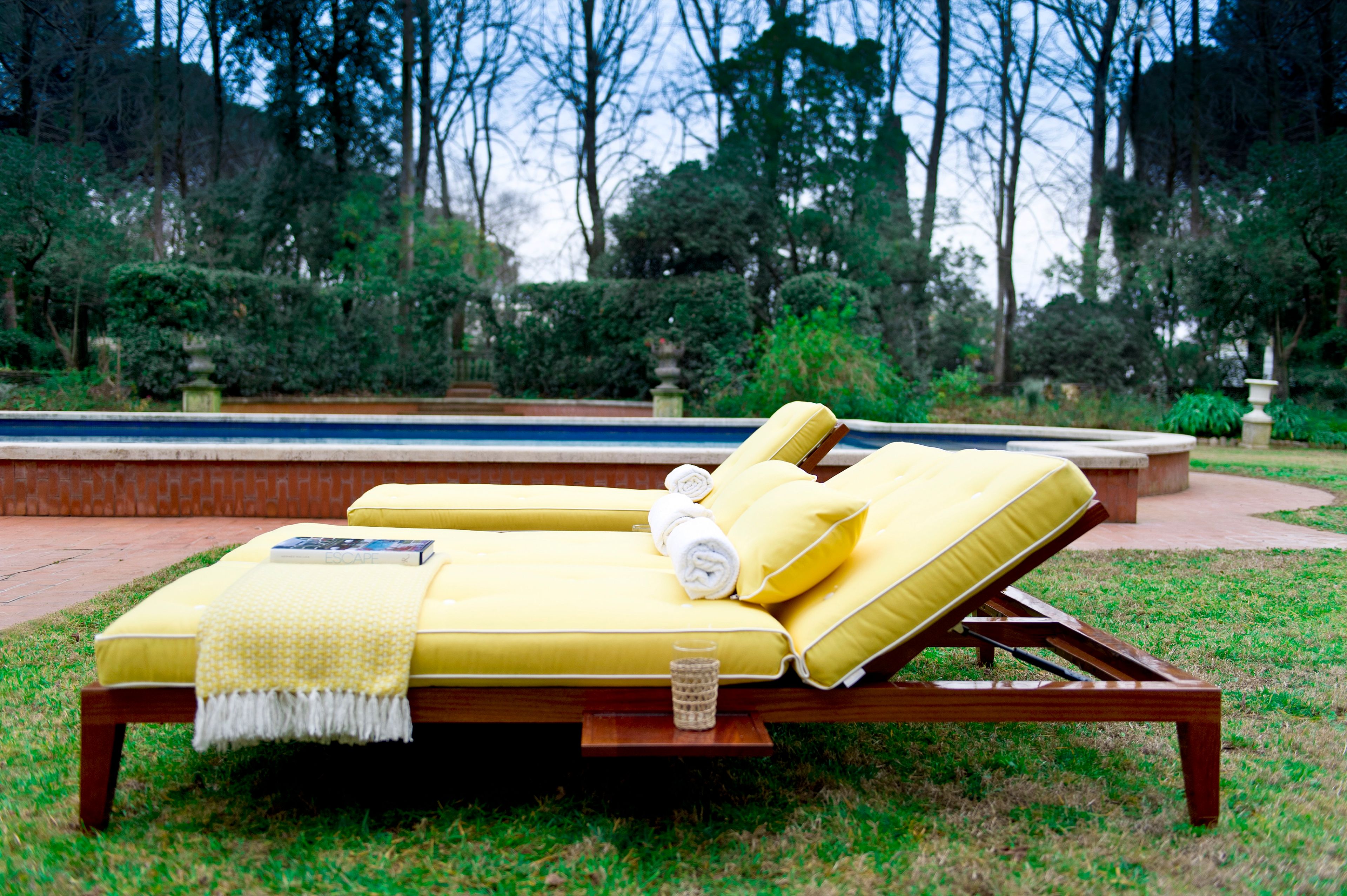 Двуспальная Садовая кровать из красного дерева и ткани Unopiù C'est la vie ARCH-00073376 - Вид №4