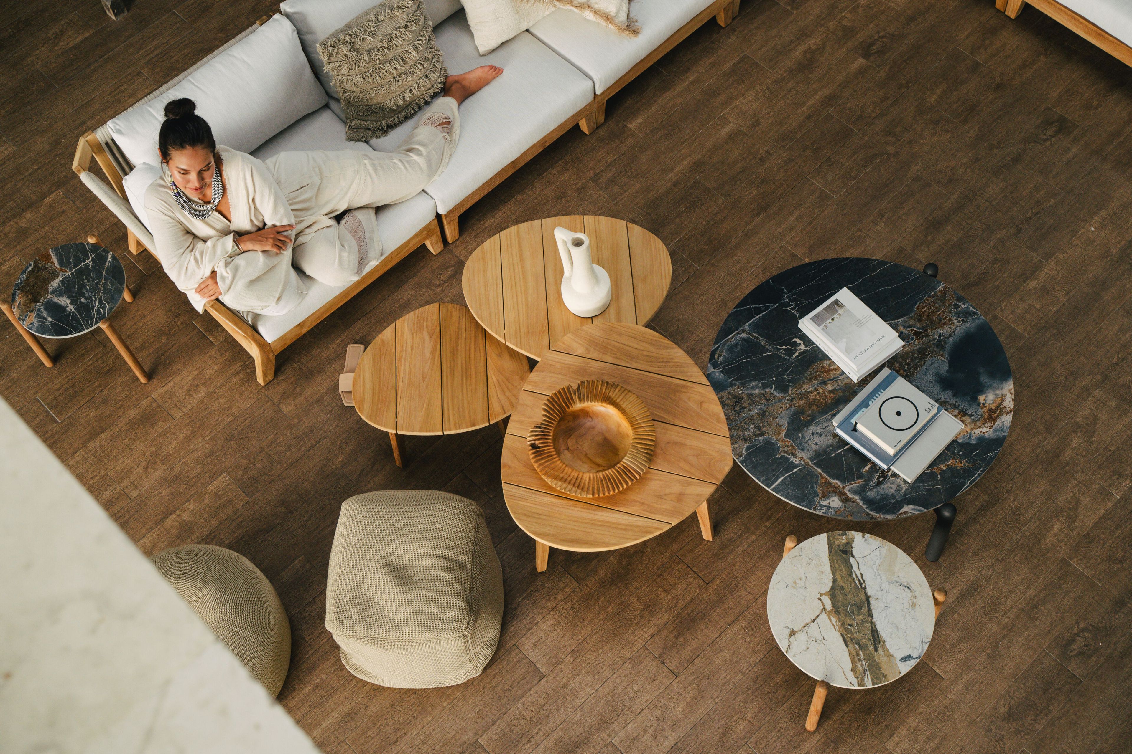 Алюминиевый круглый низкий садовый столик с керамогранитом cbdesign Stylo ARCH-00124193 - Вид №8