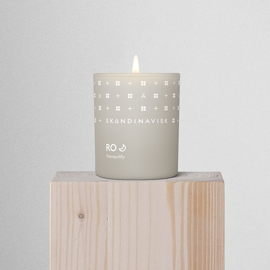SK20207 Свеча ароматическая ro с крышкой, 65 г (новая) S K A N D I N A V I S K  - Вид №1