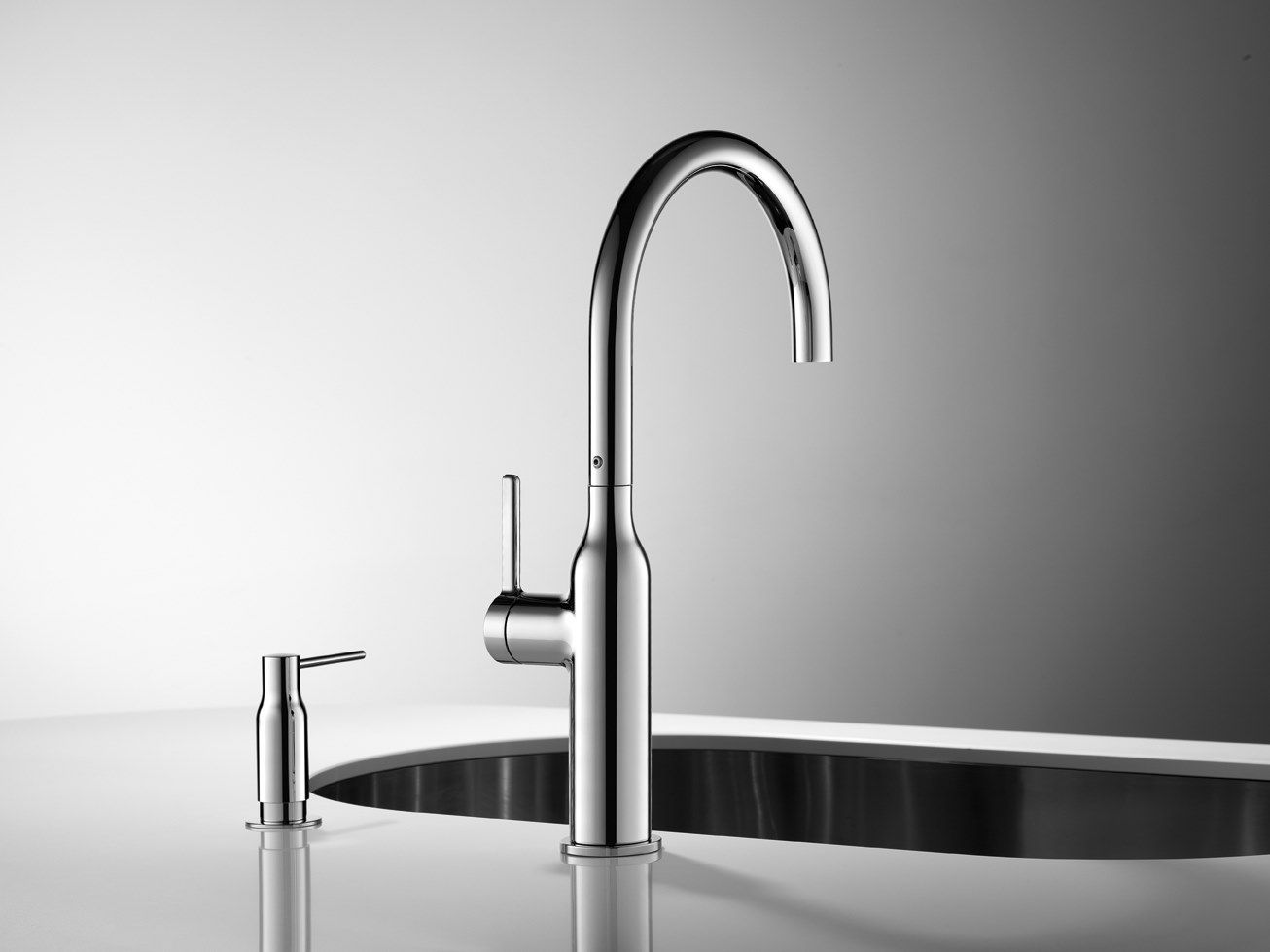 Смеситель для кухни с поворотным изливом KWC SIN ARCH-00051934 - Вид №3