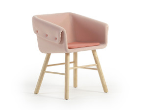 Тканевое кресло с подлокотниками