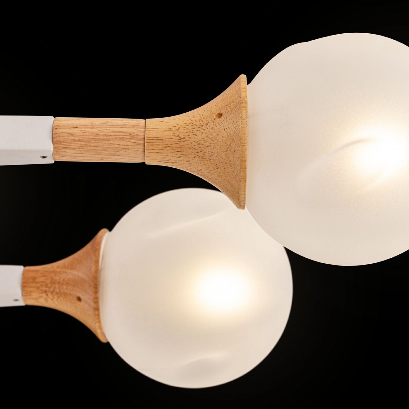 Светильник потолочный на 8 ламп белый Amy FR5105CL-08W FREYA MODERN 00-3957021 Белый - Вид №2