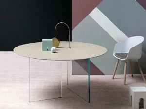 Devina Nais Круглый стол из массива дерева