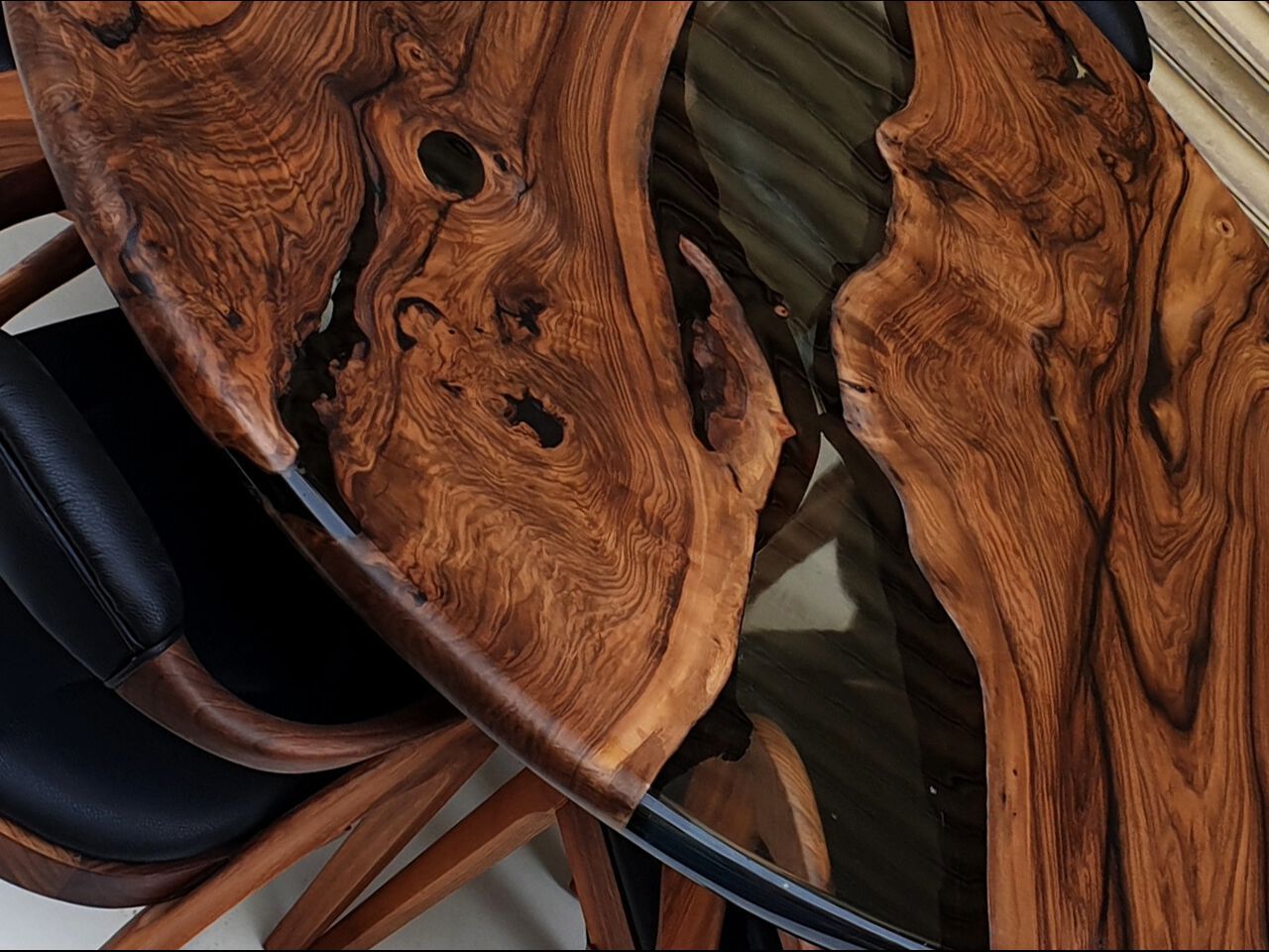 Круглый стол из смолы и орехового дерева Legnor LEG2408731 ARCH-00139281 - Вид №10