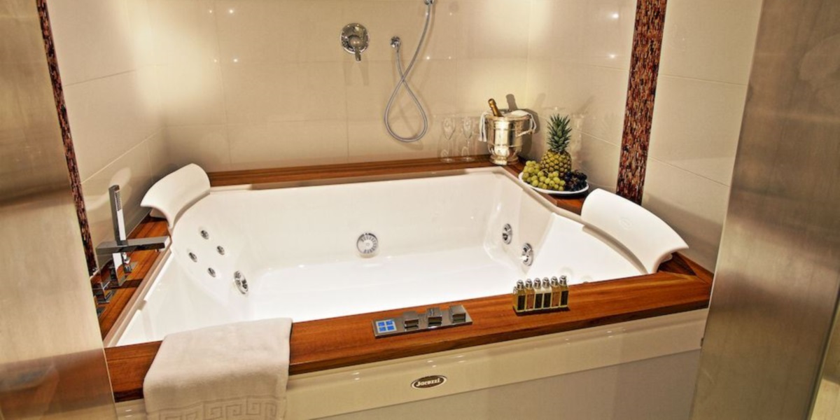 Ванна встроенная с гидромассажем "TOP" Aura Plus 9F43-335 Jacuzzi 9F43335 - Вид №4