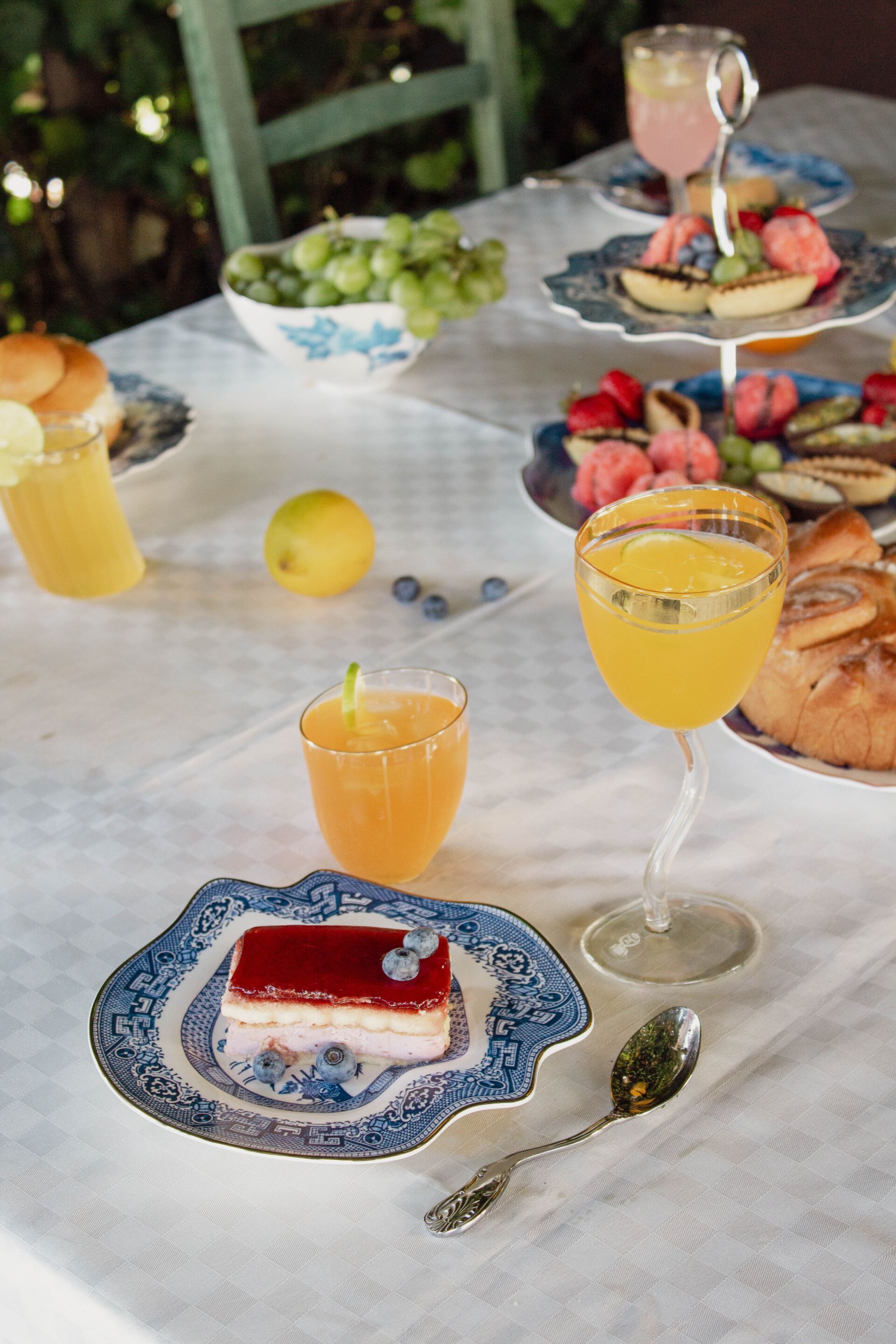 Фарфоровая десертная тарелка Seletti Классика с кислотой ARCH-00087379 - Вид №3