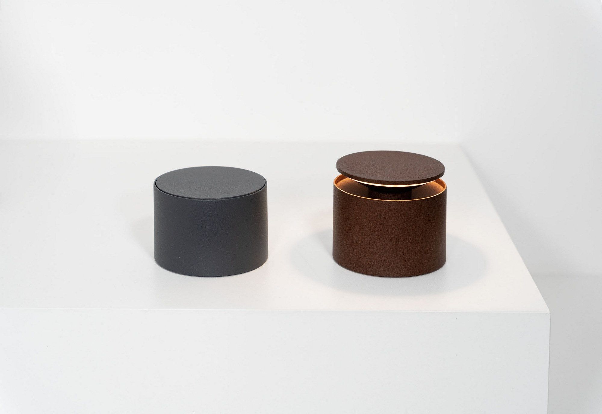 Перезаряжаемая алюминиевая настольная лампа с диммером Zafferano Push-Up ARCH-00066187 - Вид №4