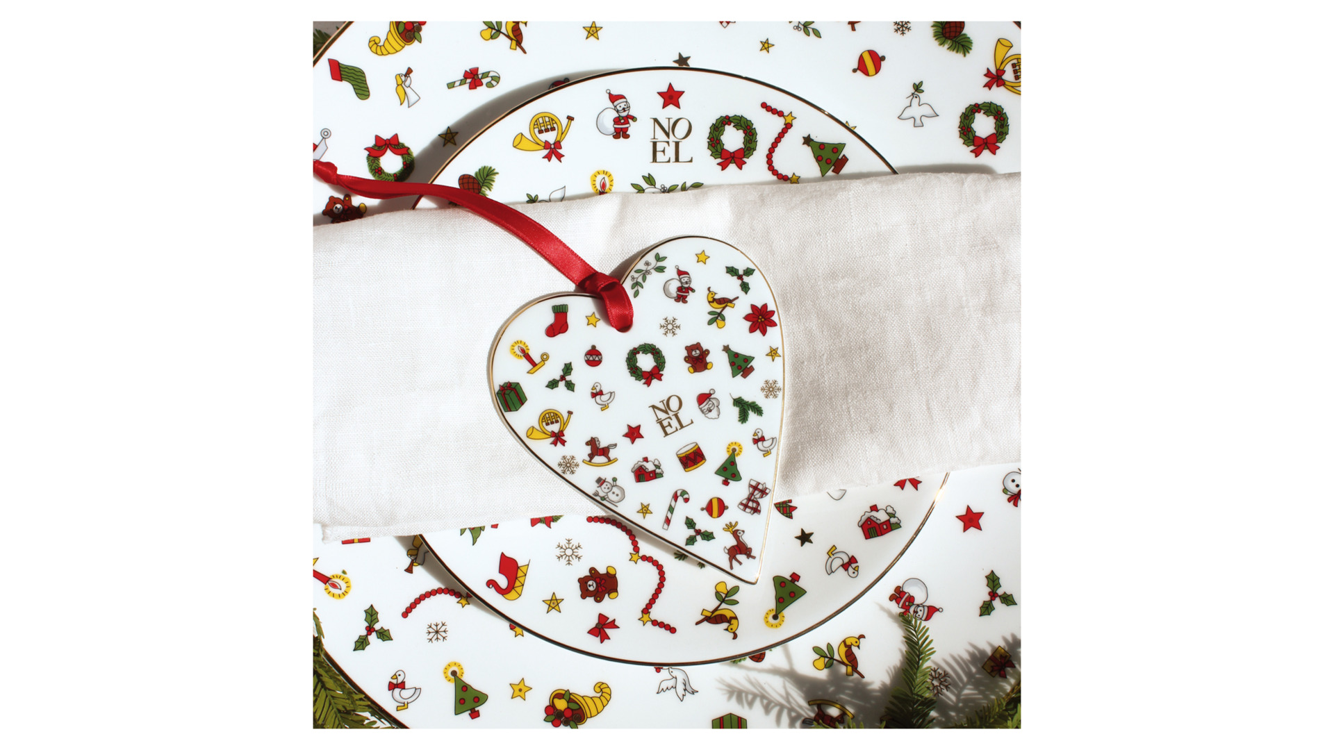 10668235 Taitu Тарелка закусочная Taitu "Новый год" 23см Фарфор  - Вид №1