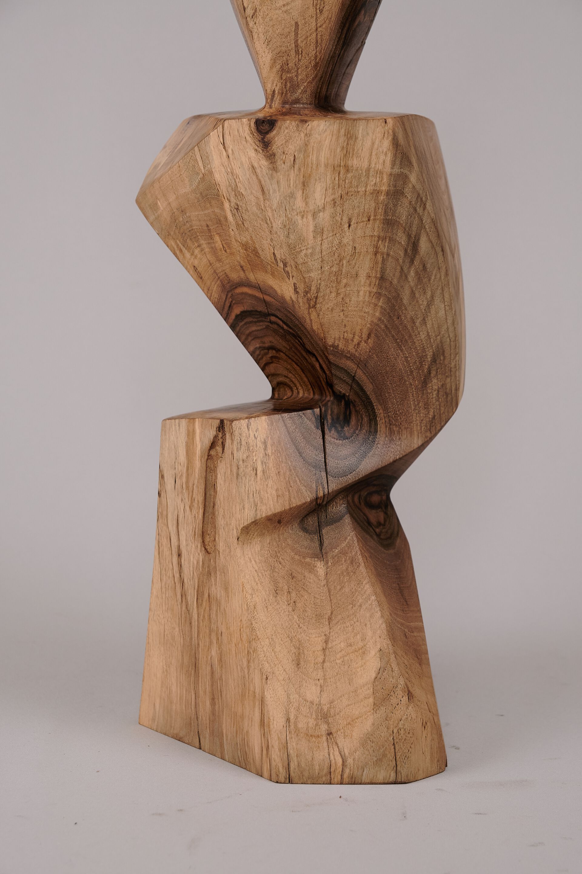 Высокий журнальный столик из грецкого ореха Logniture Leszy ARCH-00141295 - Вид №10