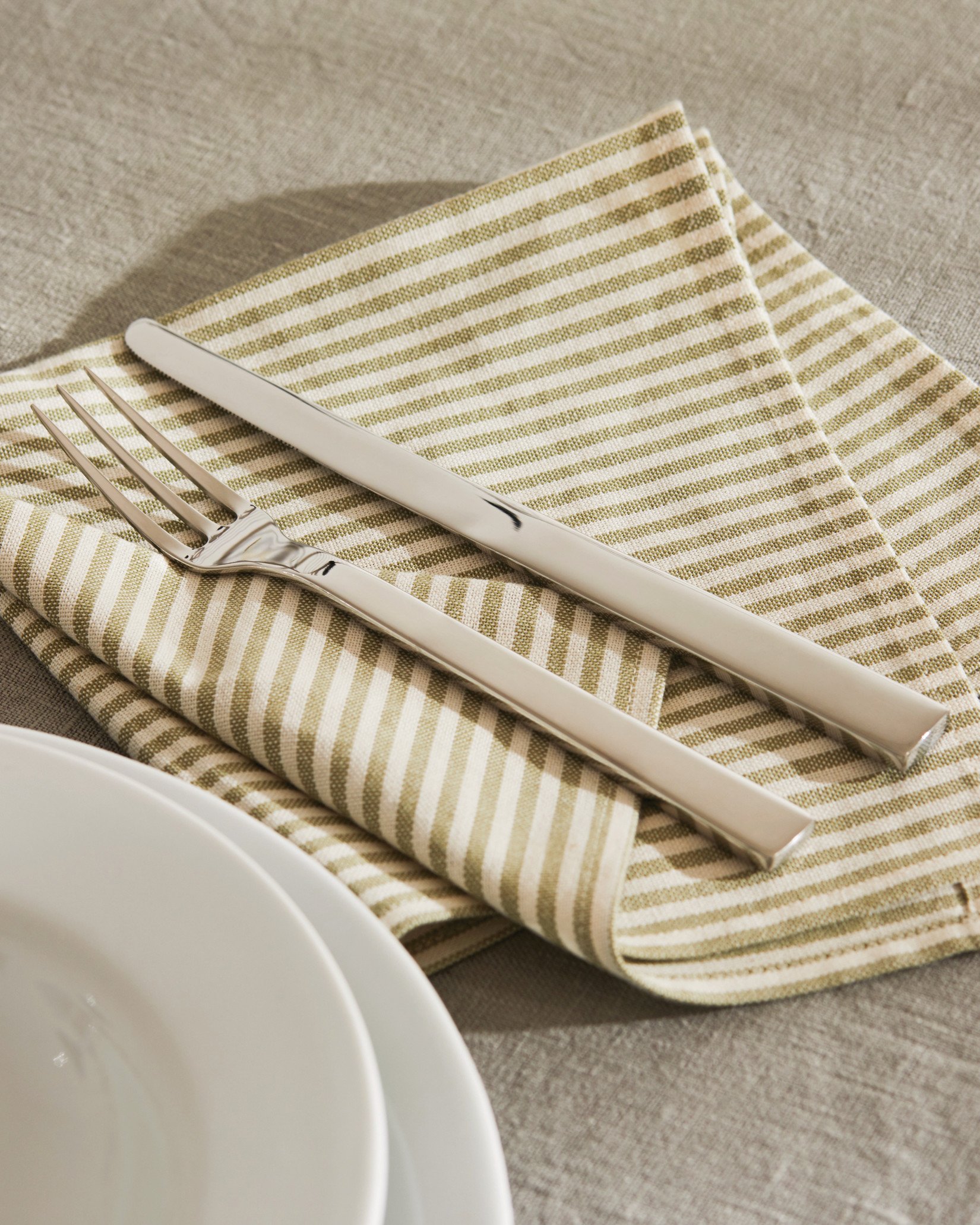 Столовый нож. 6 штук Алесси Сантьяго Alessi SANTIAGO DC05/3 - Вид №1