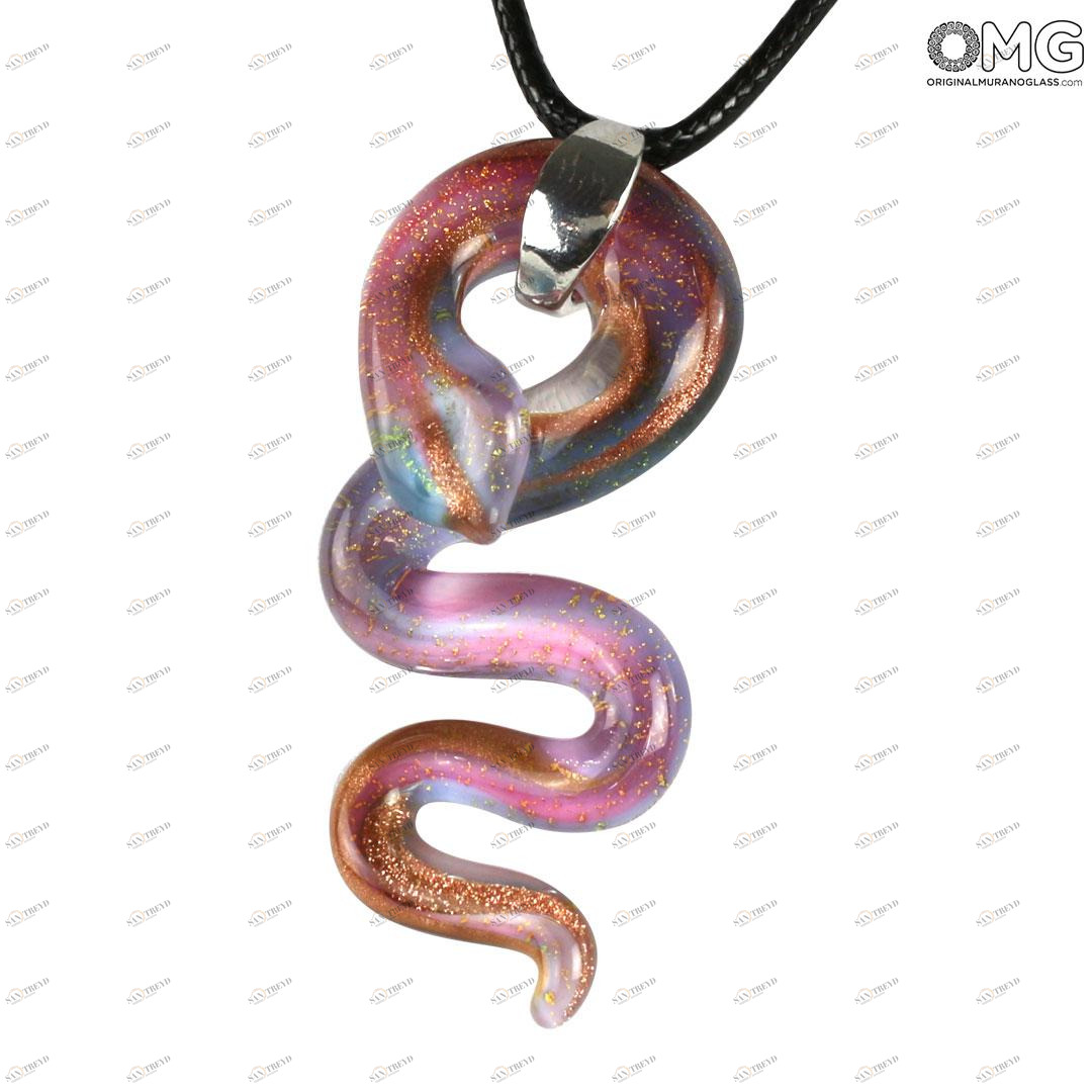 4262 ORIGINALMURANOGLASS Розовая подвеска Змея из муранского стекла с авантюрином - OMG 57 см 
