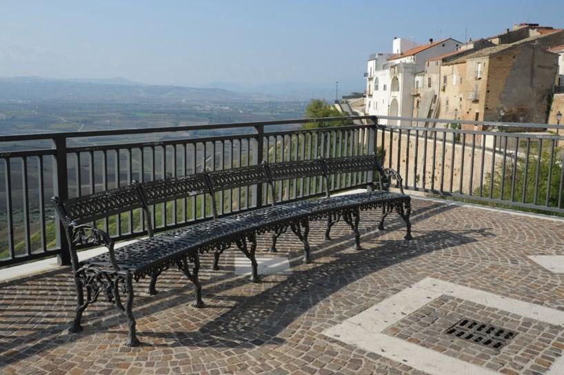 Neri Изогнутая чугунная скамья с подлокотниками Scilla 2067 - Вид №3