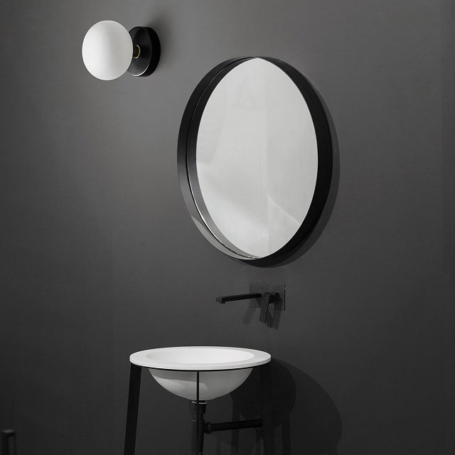 Miloox 1744.197B Настенный светильник с черным каркасом, элементом матовой бронзы c MIKADO Mose - Вид №1