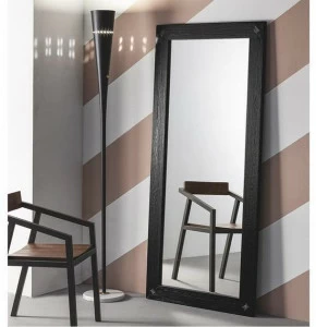 Devina Nais Прямоугольное настольное зеркало из массива дерева