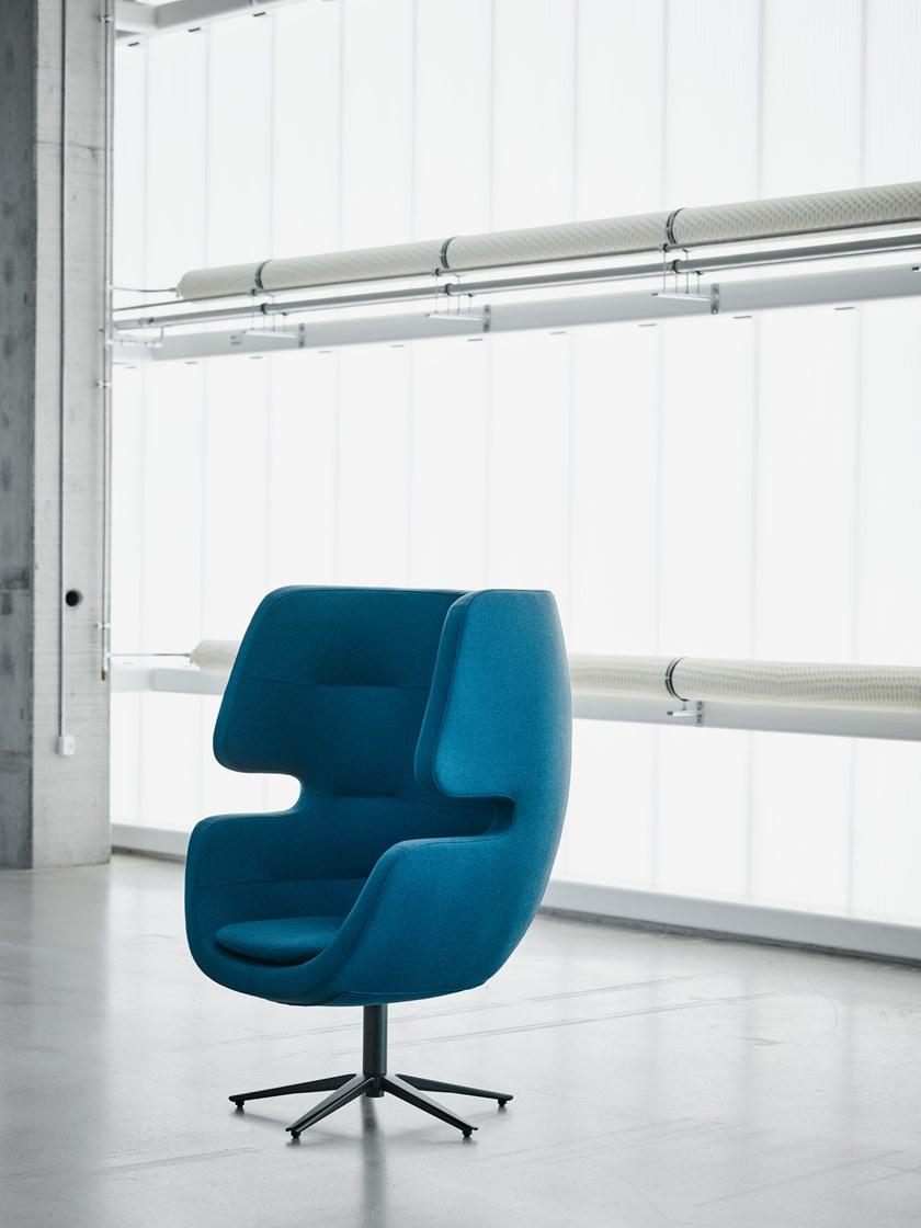 SOFTLINE Кресло из ткани с 4 спицами и высокой спинкой Moai 2-448 - Вид №4