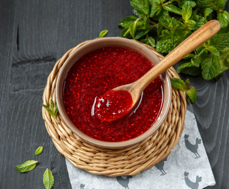 2572 Пюре из малины с сахаром Вкусляндия 