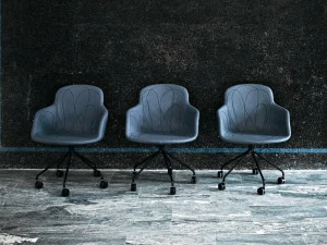 Tacchini Офисный стул с подлокотниками на колесиках Doodle