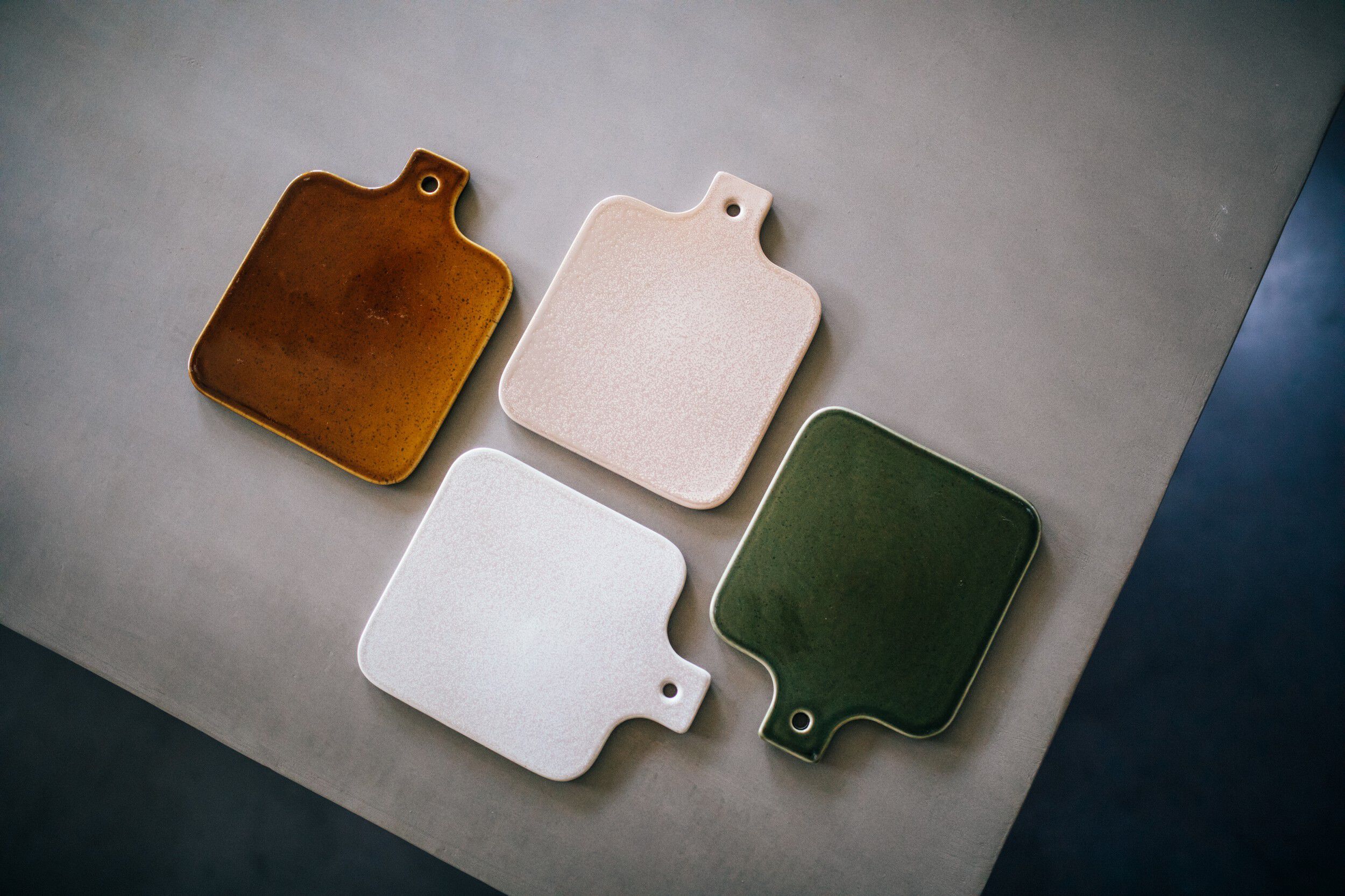 Квадратная разделочная доска из керамогранита с ручкой POMAX Спиро ARCH-00030207 - Вид №2