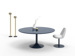 Круглый обеденный стол