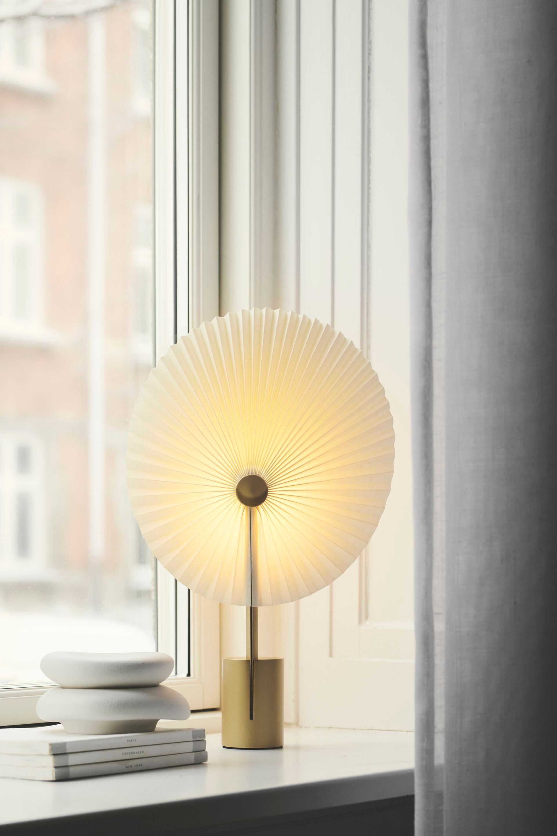 Стальная светодиодная настольная лампа с USB-зарядкой Gejst Liris ARCH-00011288 - Вид №6