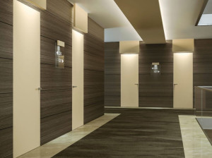 Противопожарные распашные двери