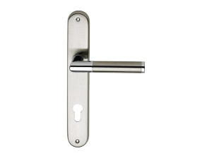 Классическая латунная ручка на пластине с насадкой