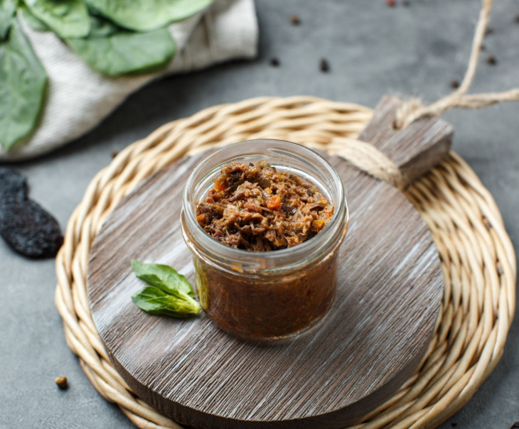 6703 Риет из мяса гуся с черносливом Вкусляндия 