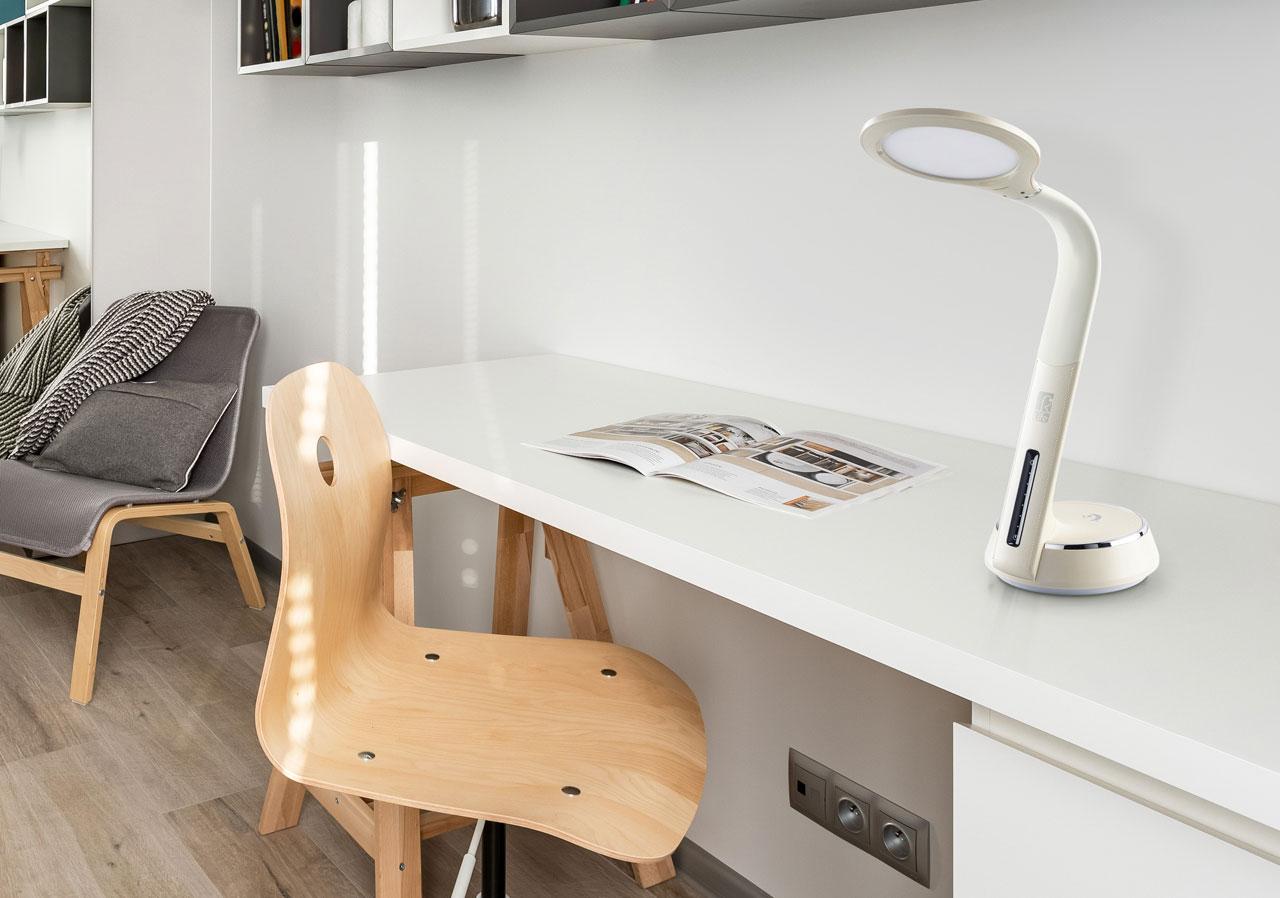 Настольная лампа De Markt Ракурс 631035801 DE MARKT КЛАССИЧЕСКИЕ 195516 Бежевый  - Вид №1