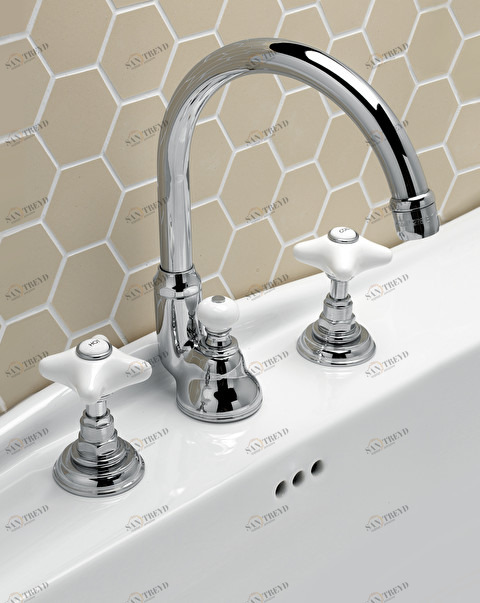 UTWR700A Кран для раковины White Rose на 3 отверстия Devon&Devon 