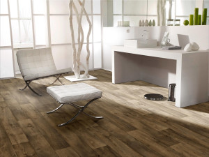 Нескользящий виниловый пол с эффектом дерева