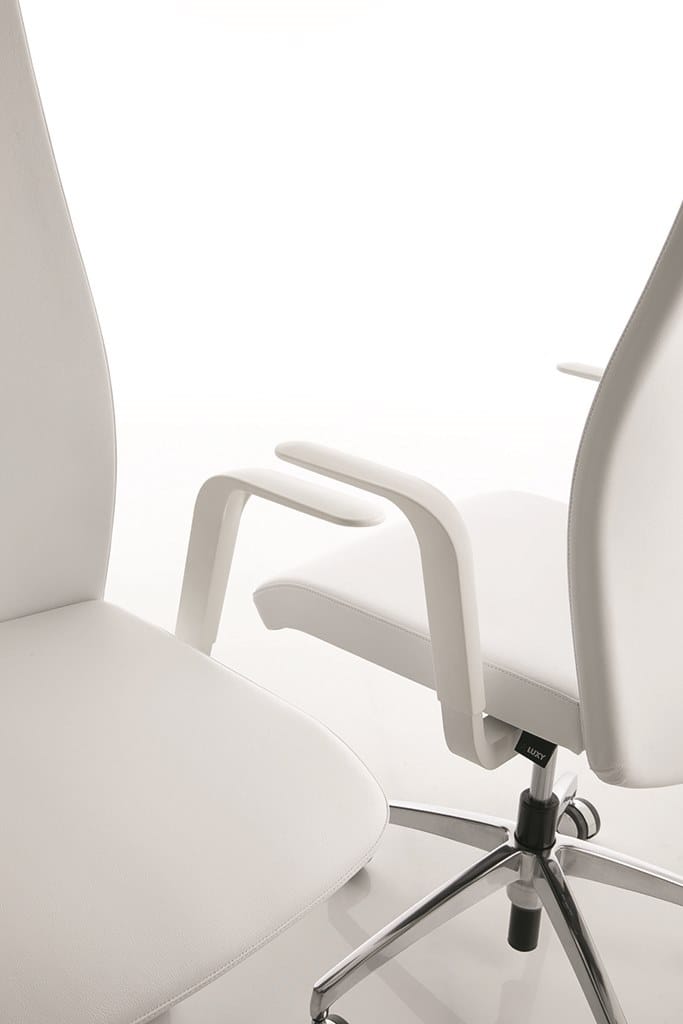 Тканевый мягкий регулируемый по высоте операционный офисный стул Luxy SmartOffice ARCH-00105561 - Вид №4