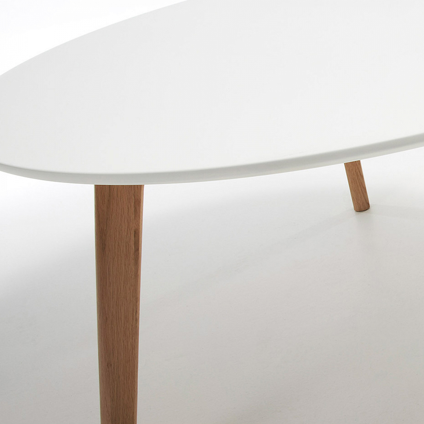 051438 Журнальный столик Brick ø90 белый La Forma Kirb  - Вид №1