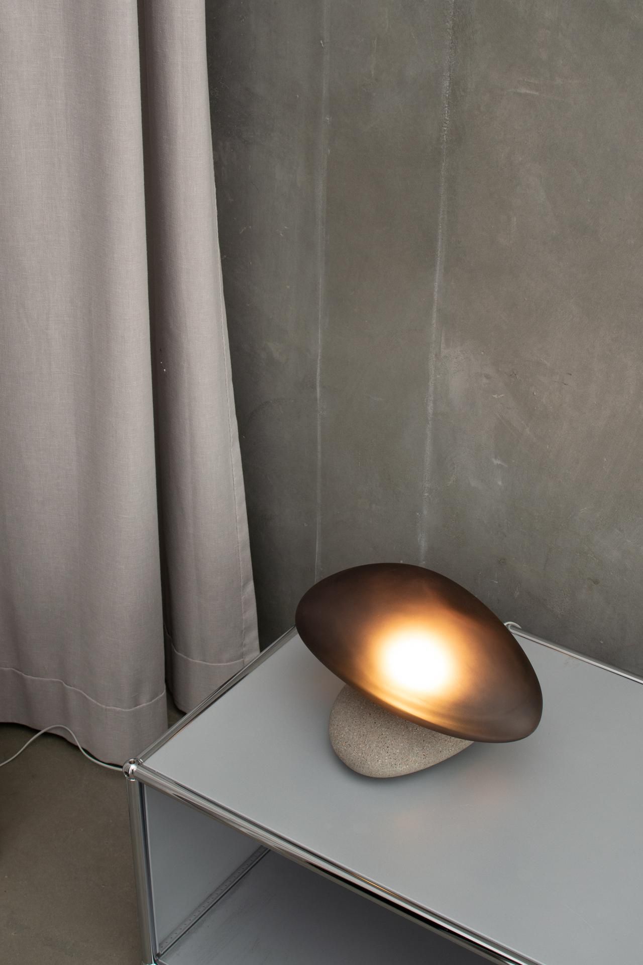 Стеклянная светодиодная настольная лампа A-N-D Pebble ARCH-00055798 - Вид №1