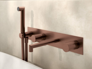 Стальная настенная ванна с переключателем