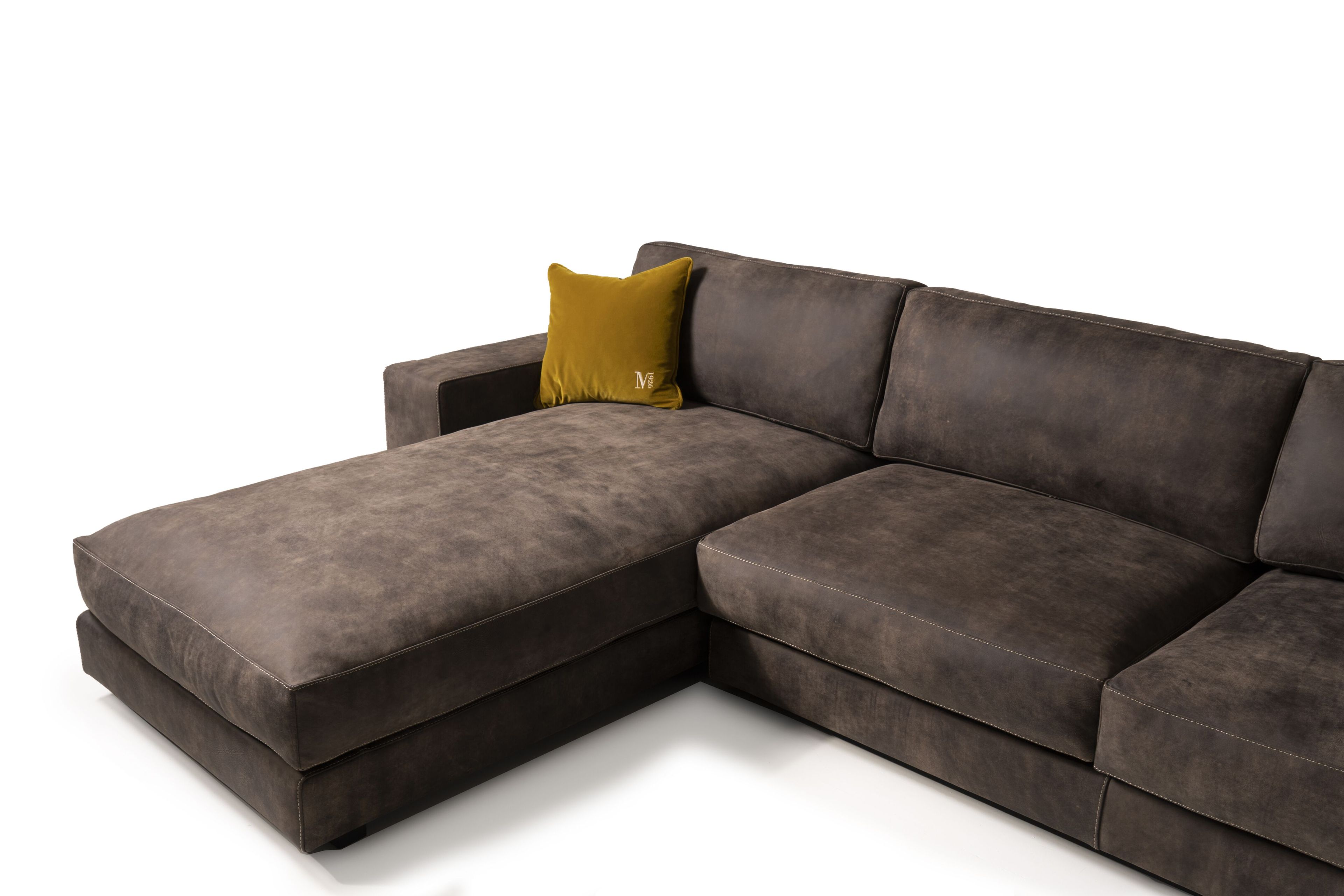 Кожаный диван с полуостровом Mantellassi 1926 YOU GLAM ARCH-00048090