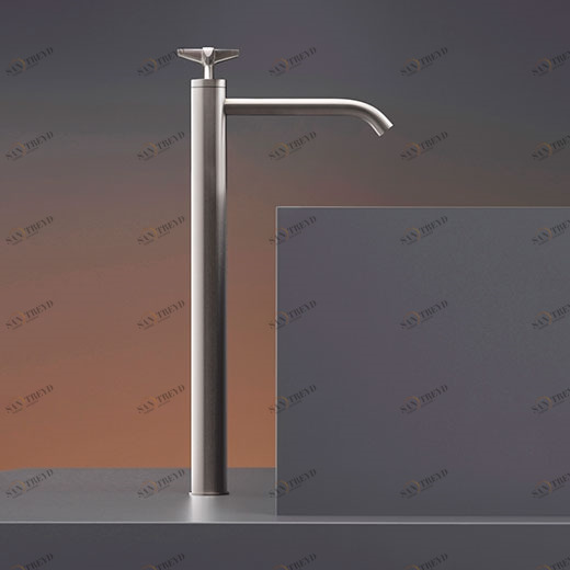 бортик прогрессивного смесителя для столешницы бассейна Н. 535 мм  CRX46 CEADESIGN 