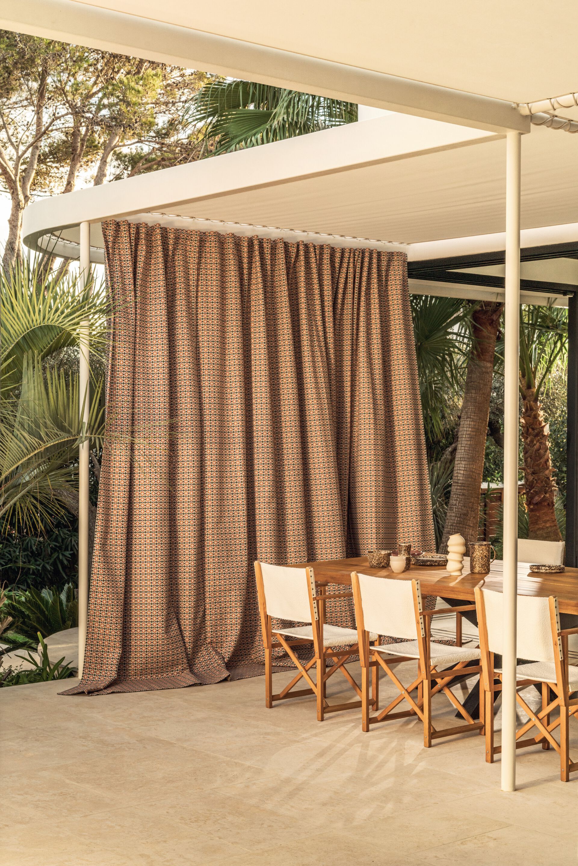 Однотонная ткань букле Élitis Venice Beach ARCH-00126235 - Вид №2