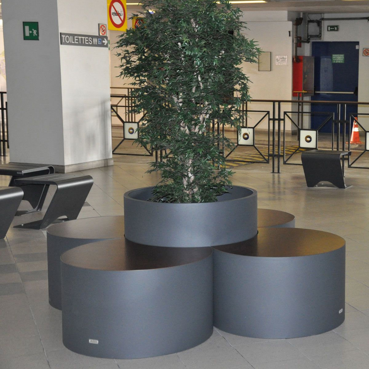 Вазон LAB23 D-PLANTER ARCH-00131054 - Вид №1