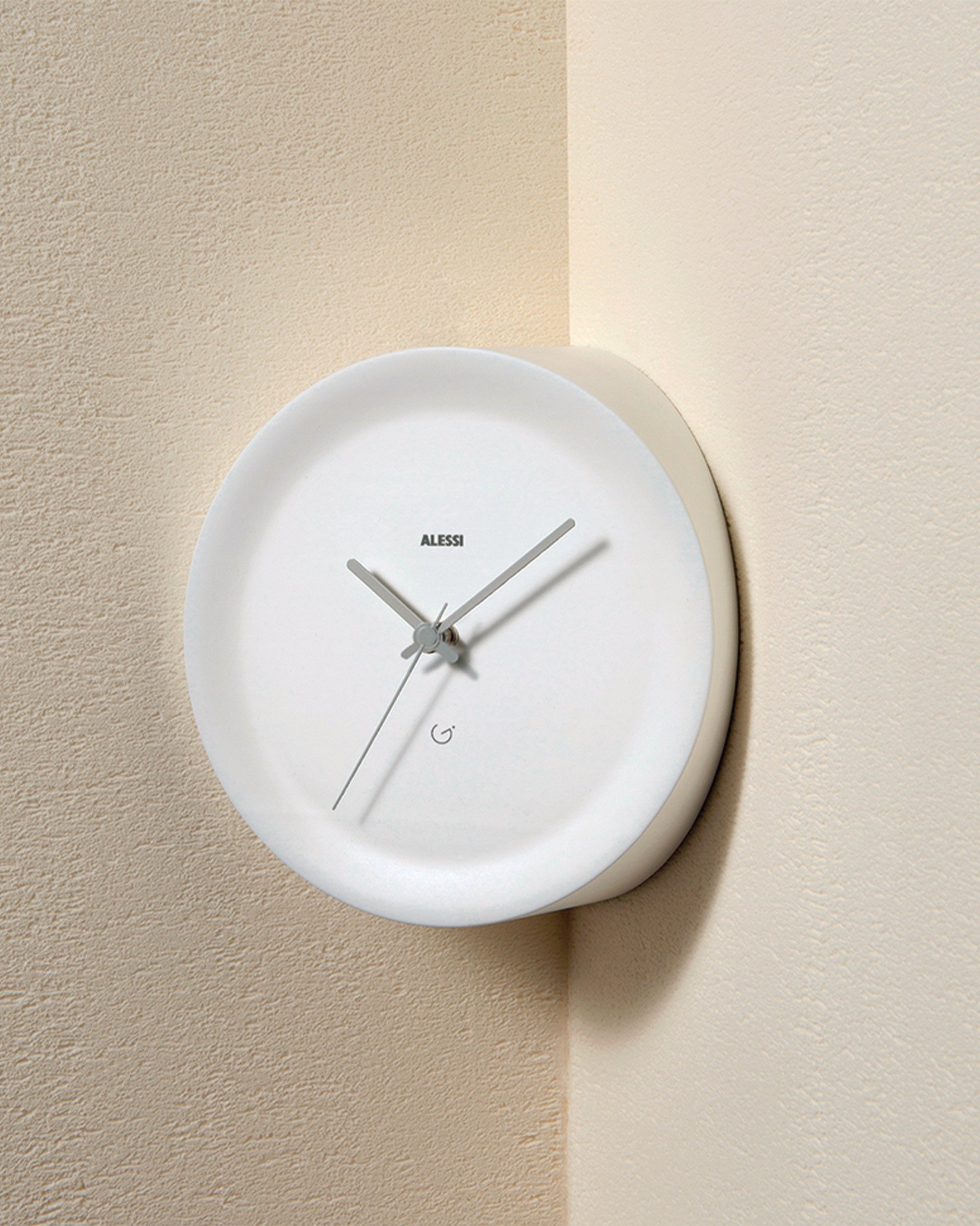 Алесси Ора В угловых часах Alessi GIA20 - Вид №2