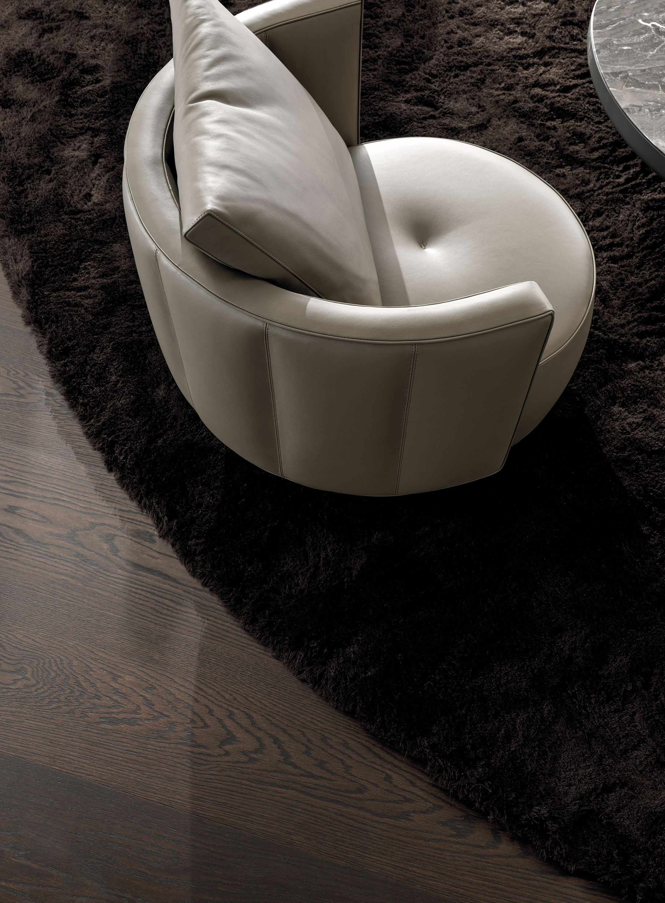 Кожаное вращающееся кресло Minotti Torii Bold ARCH-00015613 - Вид №2