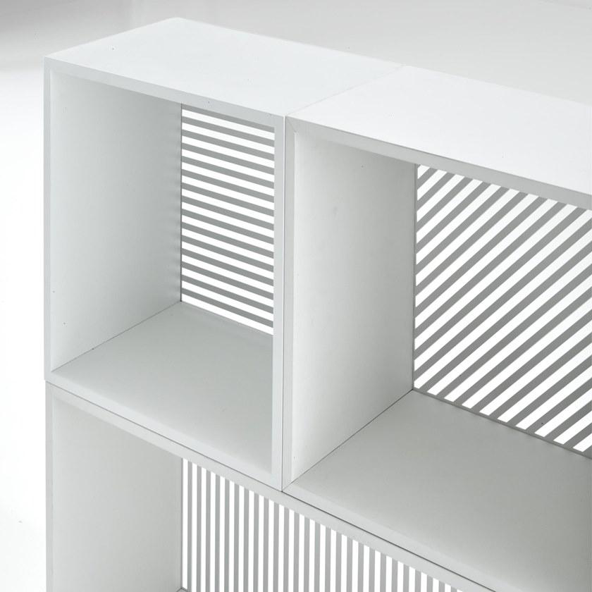 Ligne Roset Открытый модульный лакированный книжный шкаф из стали и дерева  19980186-19980187  - Вид №1