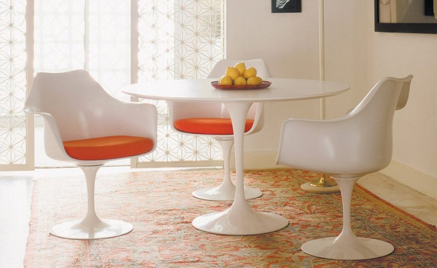 Стул с подлокотниками пластиковый белый с красной подушкой Eero Saarinen Style Tulip Armchair SOHO DESIGN ДИЗАЙНЕРСКИЕ, TULIP 131551 Белый;красный  - Вид №6