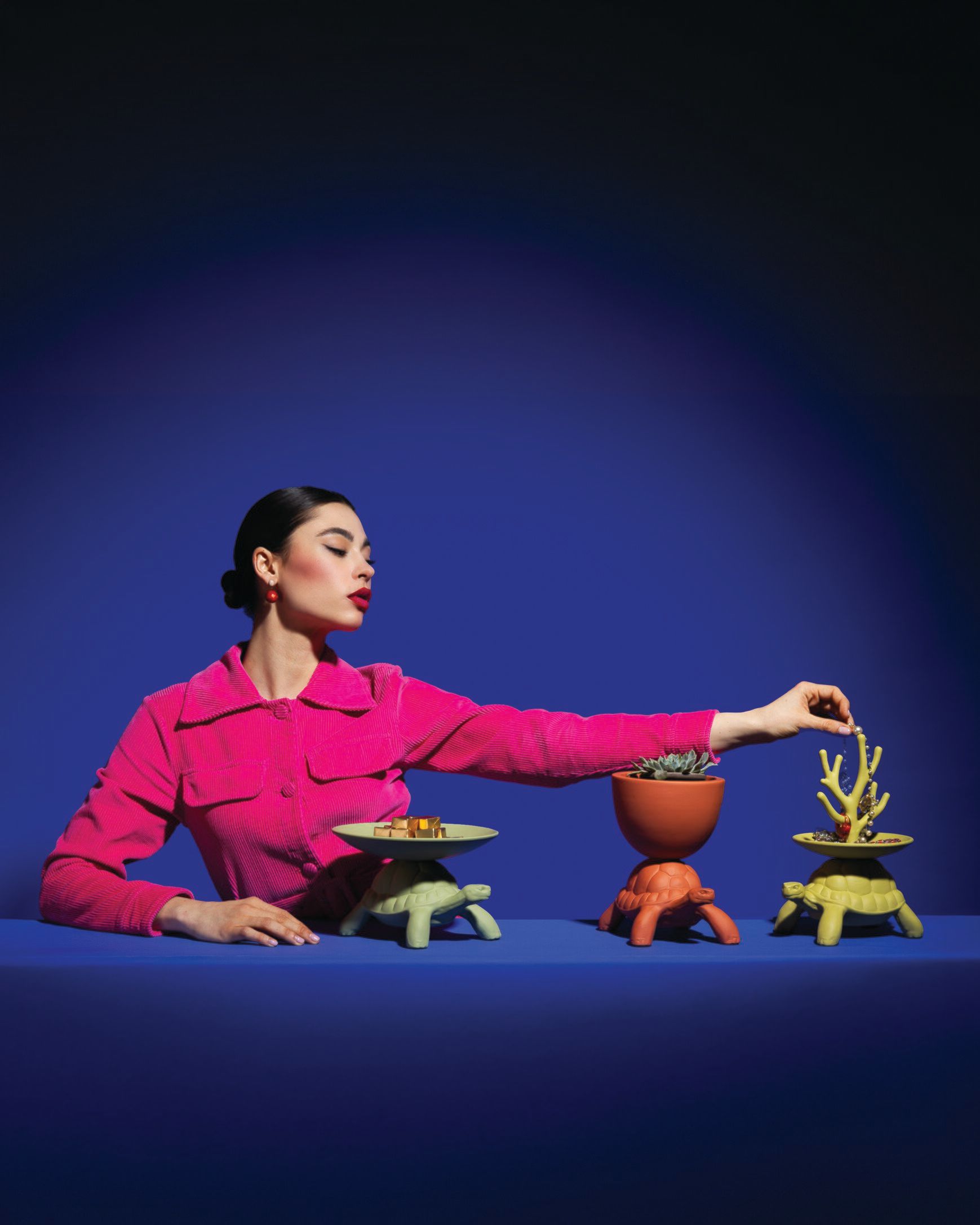 Керамическая ваза Qeeboo Turtle Carry ARCH-00141030 - Вид №3