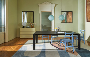 Стул из ясеня с мягким сиденьем